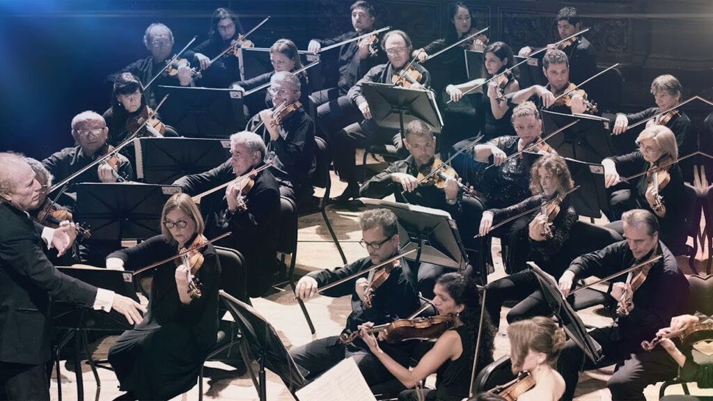 Orquesta Filarmónica de Buenos Aires via teatrocolon.org.ar